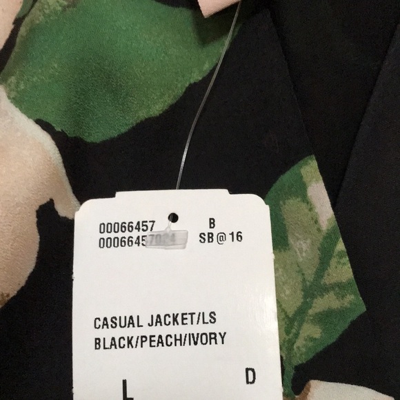 New! Forever 21 black floral large open light weight jacket. - Picture 11 of 11